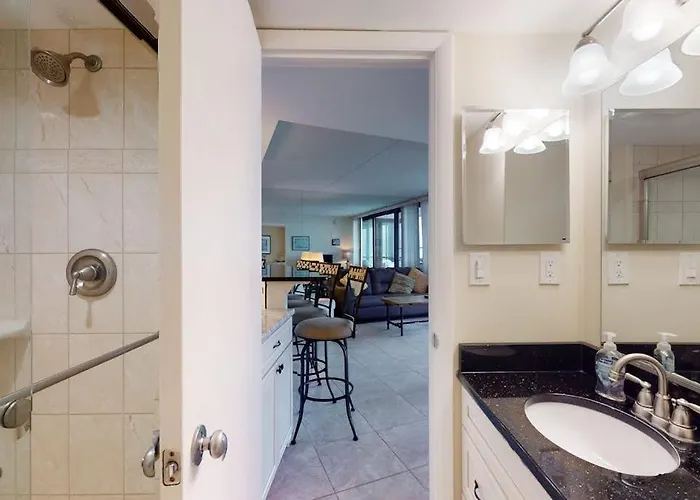 Affordable & Convenient Beachfront With Balcony Pools & Gym Ocean City