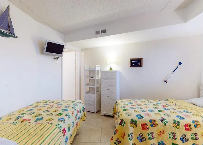 Holiday home Affordable & Convenient Beachfront With Balcony Pools & Gym *
